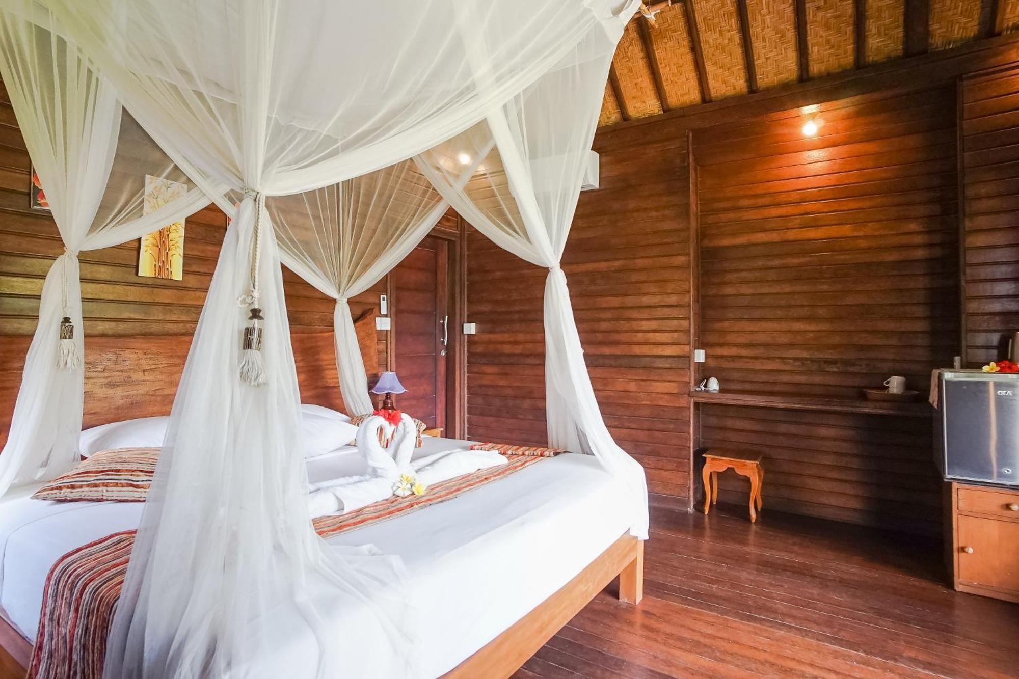 Abian Huts Dream Beach Lembongan Нуса Лембонган Екстериор снимка