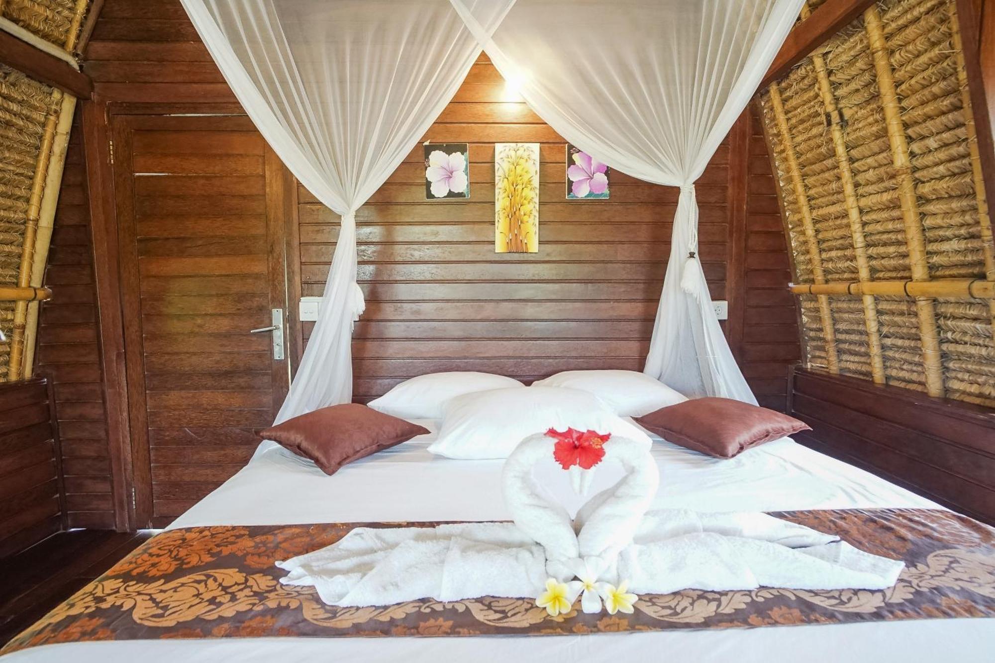 Abian Huts Dream Beach Lembongan Нуса Лембонган Екстериор снимка