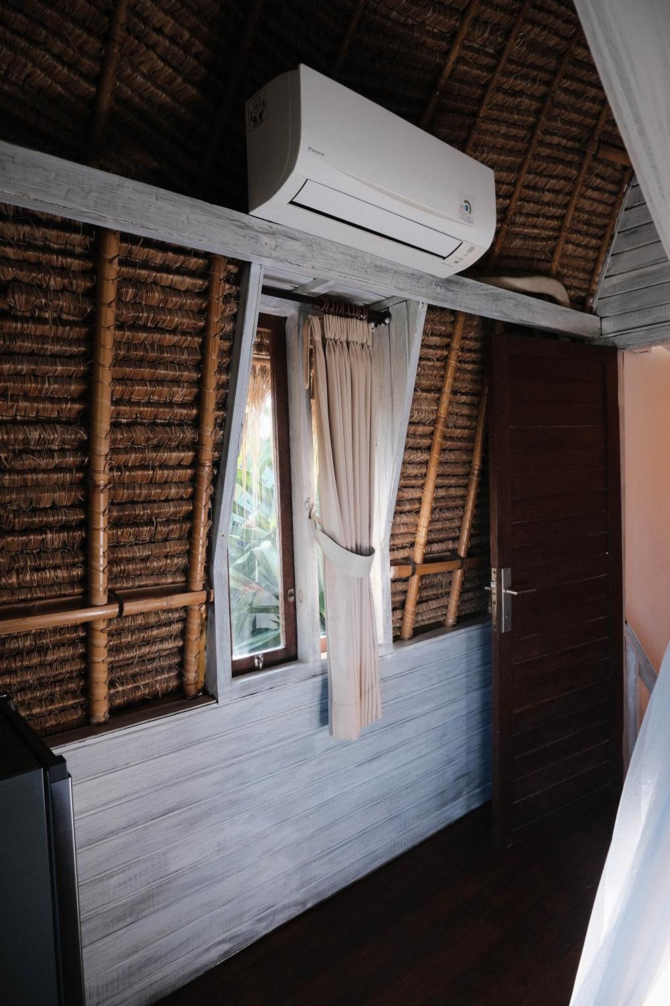 Abian Huts Dream Beach Lembongan Нуса Лембонган Екстериор снимка