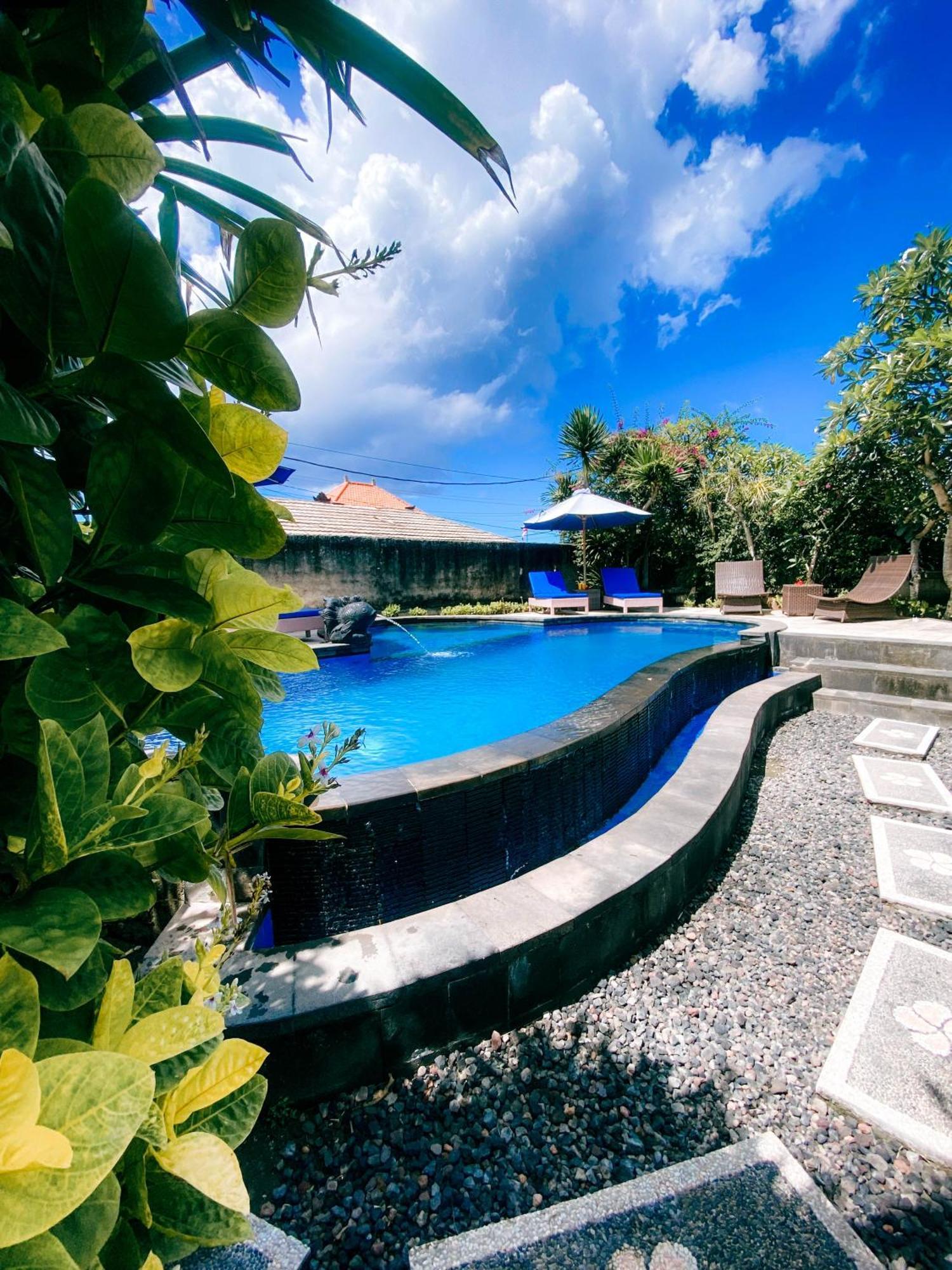 Abian Huts Dream Beach Lembongan Нуса Лембонган Екстериор снимка